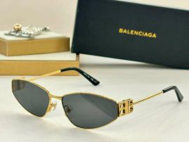 Picture of Balenciga Sunglasses _SKUfw56655941fw